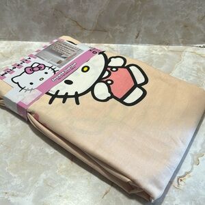 Hello kitty: shower curtain